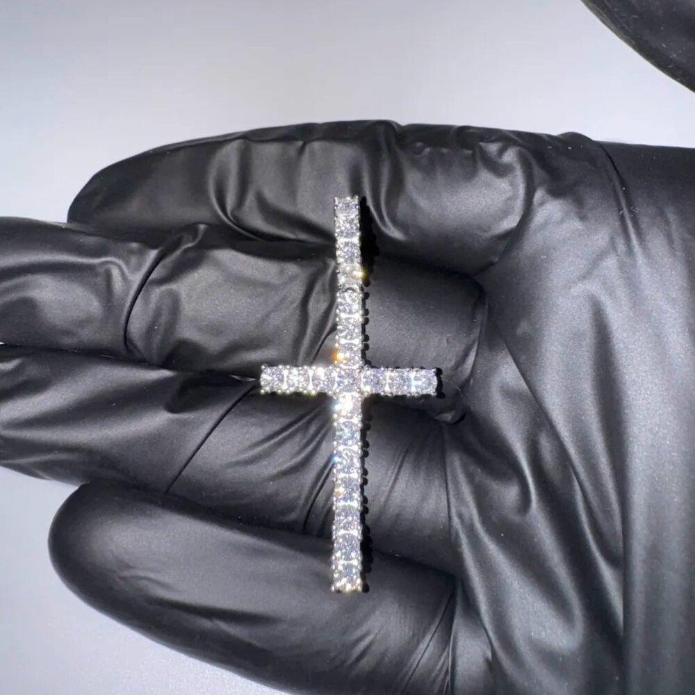 VVS Moissanite Cross Pendant | 925 Sterling Silver PASSES DIAMOND TEST